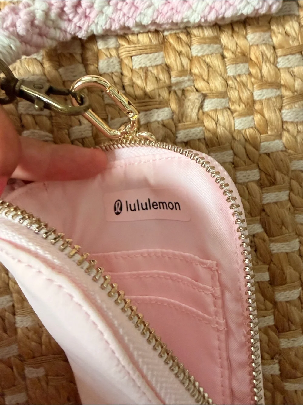 lululemon athletica pink never